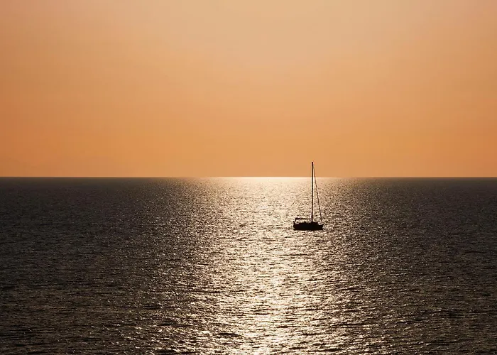 Torre Dei 7 Frati فيلة تْشيفالو