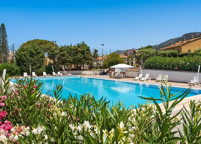 فيلة Torre Dei 7 Frati