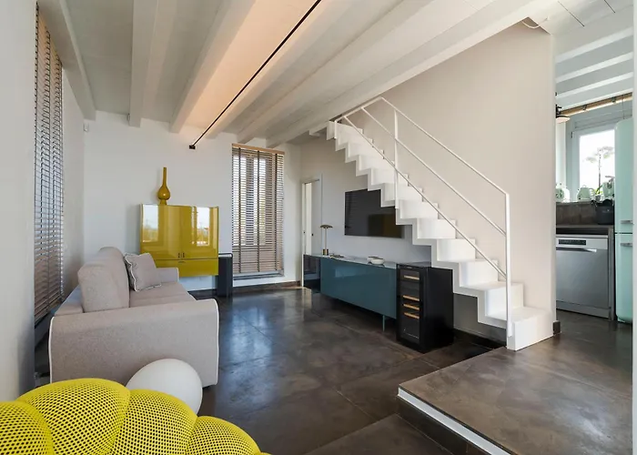 Torre Dei 7 Frati فيلة تْشيفالو