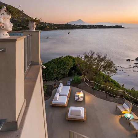 Torre Dei 7 Frati * Cefalù